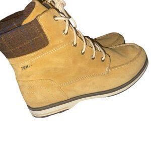 LL Bean Park Ridge Casual Boots